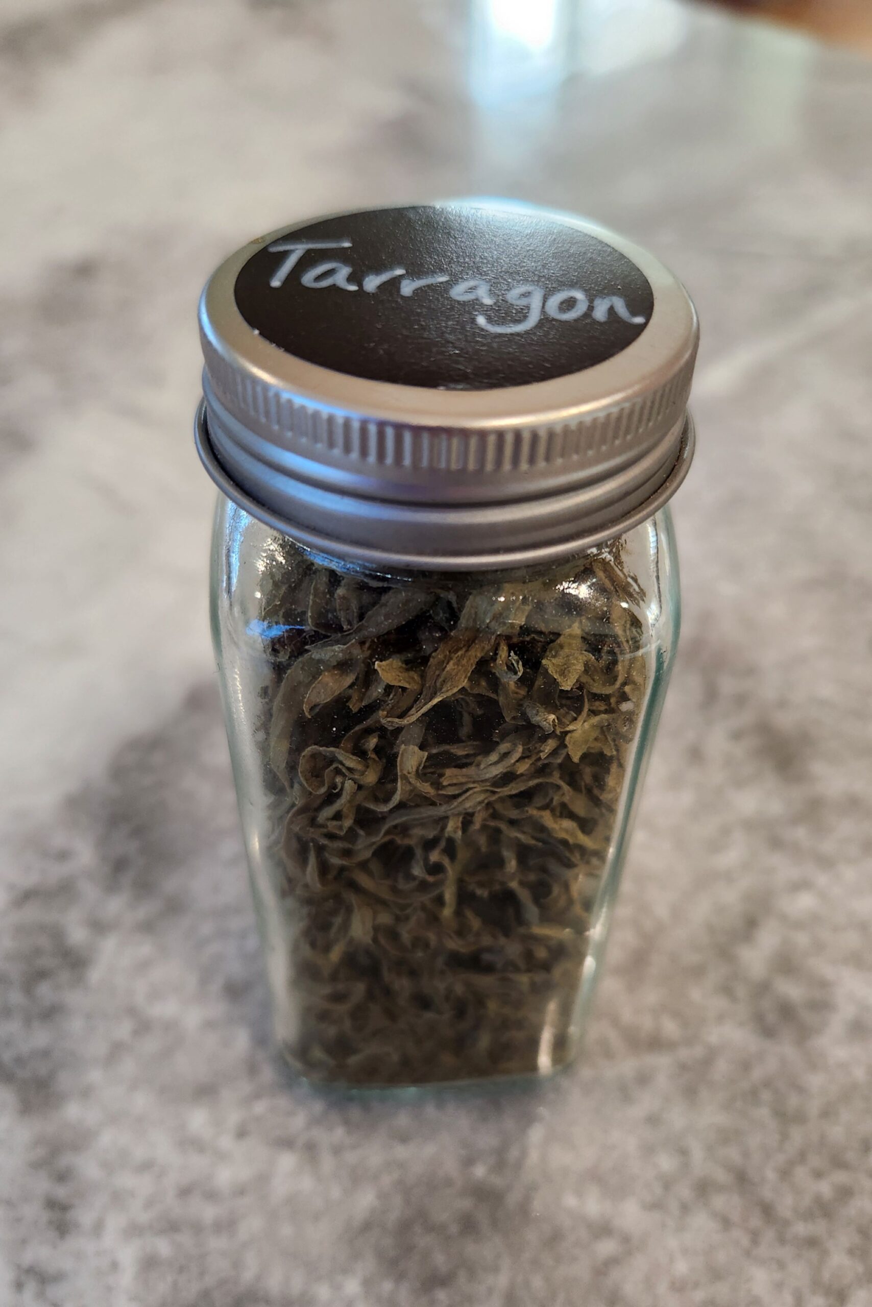 Tarragon, Dried